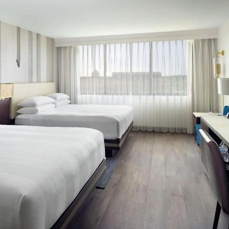 Marriott Kansas City Overland Park Exterior photo
