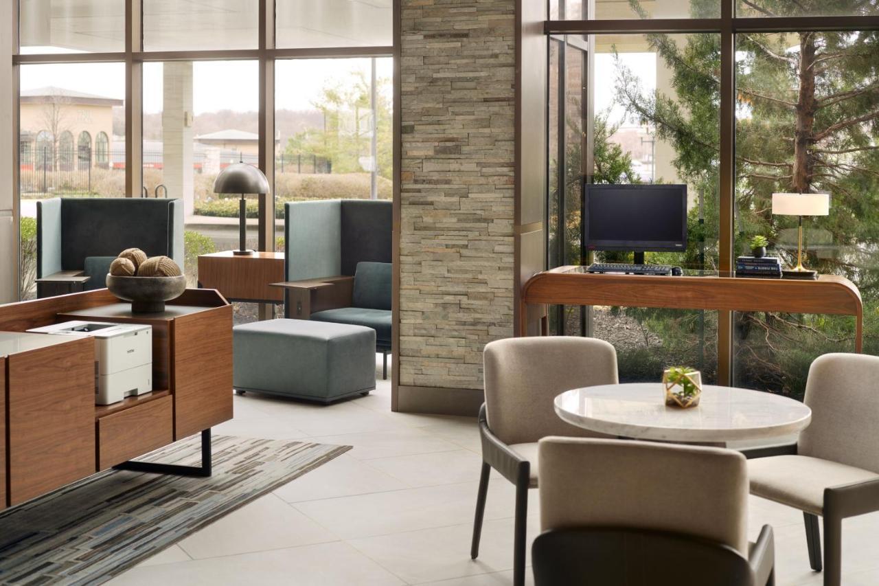 Marriott Kansas City Overland Park Exterior photo