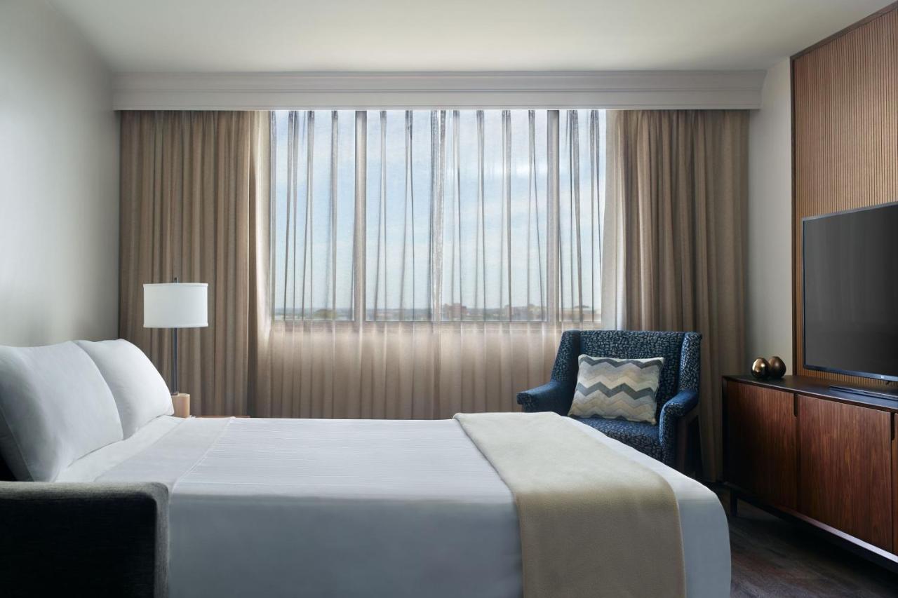Marriott Kansas City Overland Park Exterior photo