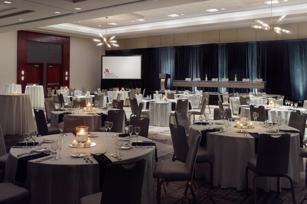 Marriott Kansas City Overland Park Exterior photo